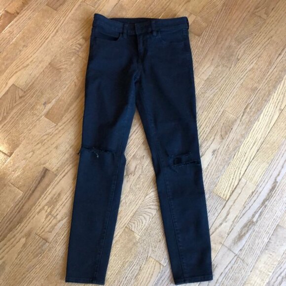 American Eagle Women’s jeans - Picture 2 of 3